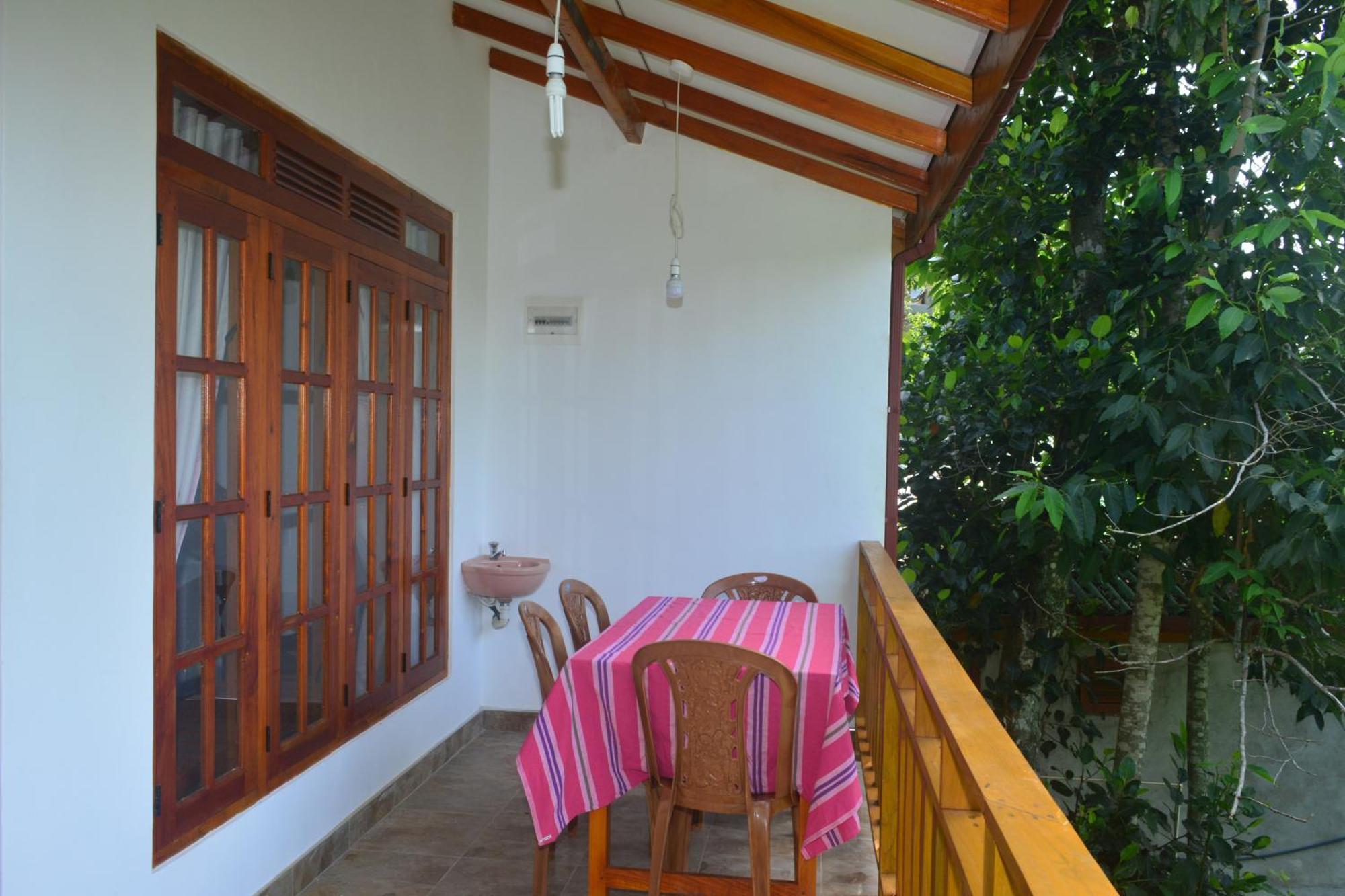 אלה Racy Nature Cottage מראה חיצוני תמונה